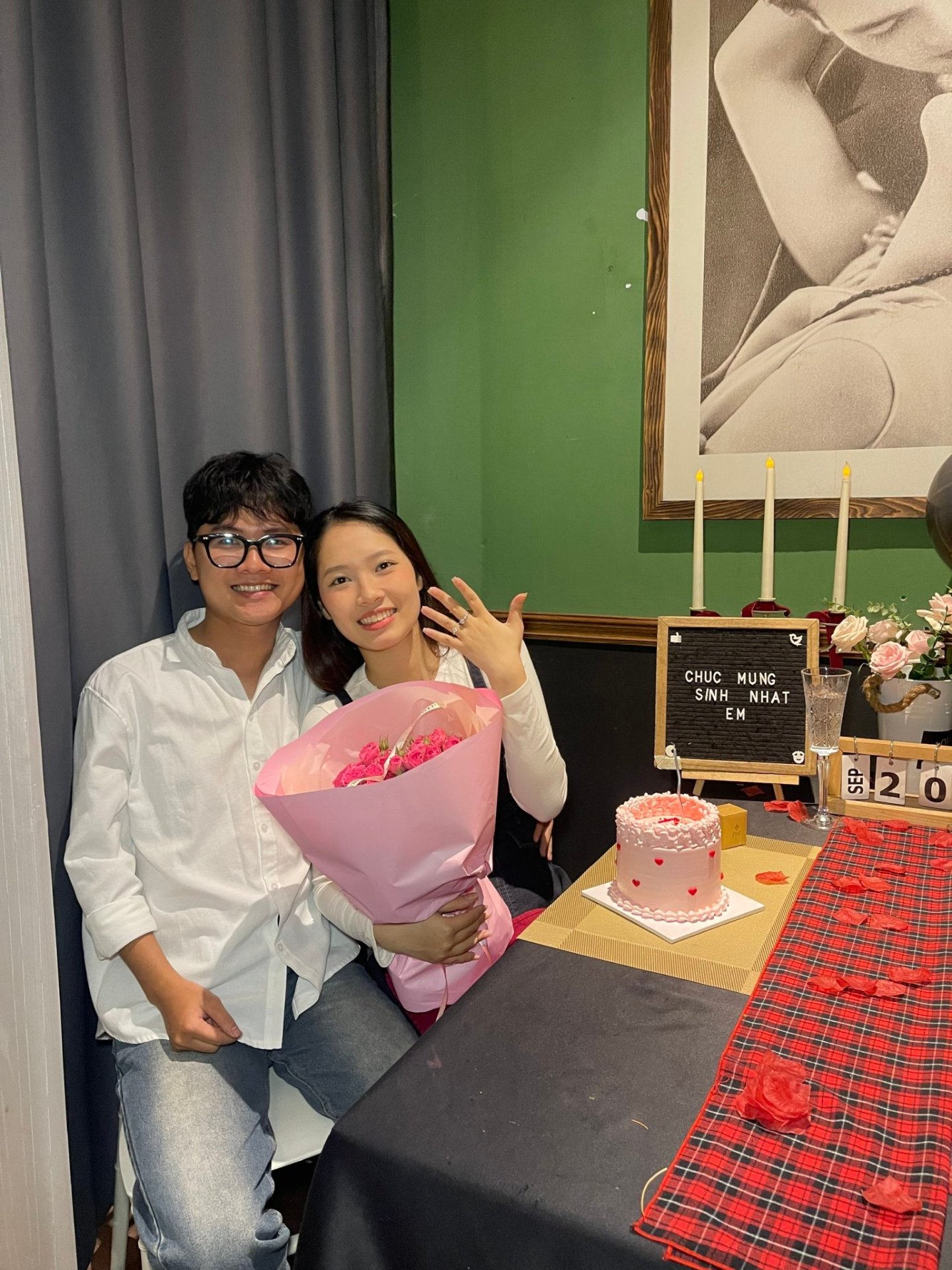 Khoảnh Khắc Cầu Hôn